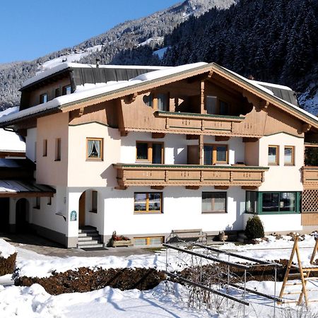 Ferienwohnungen Rahm Mayrhofen Phòng bức ảnh